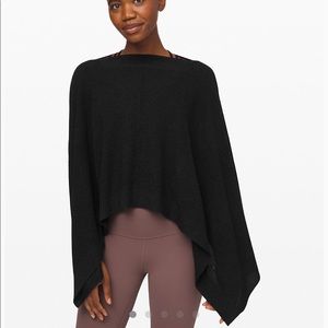 Lululemon forward flow poncho